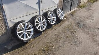 Škoda kolesá R18 225/40 + zimné pneumatiky