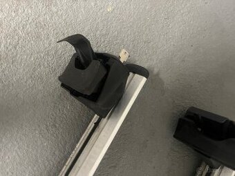 strešný nosič Thule WingBar