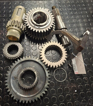 Prestavba koliesok na predny nahon traktor Zetor