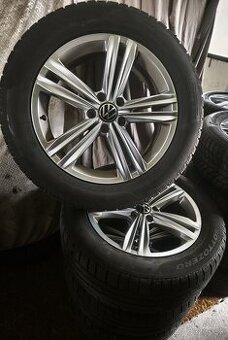 5x112,r18,VW Sebring-7J,et43,235.55-Pirelli-2321-5mm+