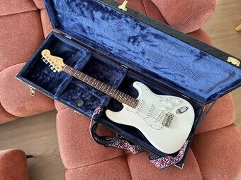 Fender Player Stratocaster Mexico, r.v. 2020 + kufor GEWA
