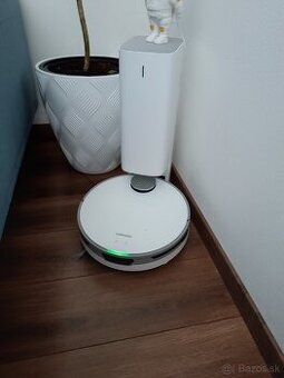 Samsung jet Bot