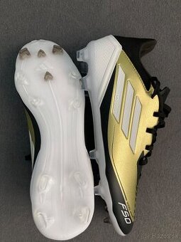 Kopačky ADIDAS f50 uk7.5