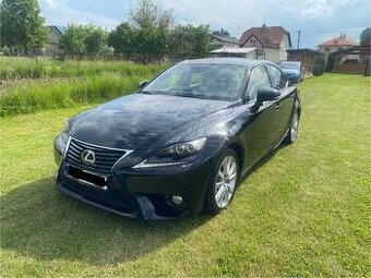 Lexus IS300h