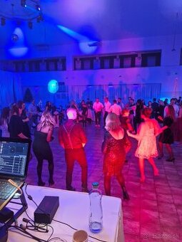 DJ