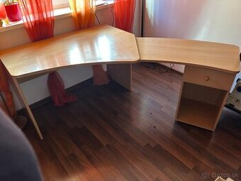 Predam rozkladaci pisaci stolik