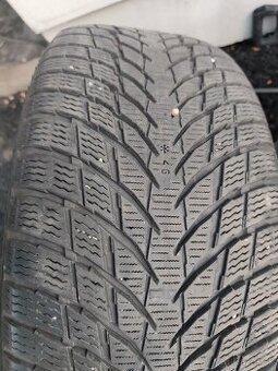 Nokian 235 45 r18 na drift