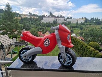 Veľká motorka odrážadlo