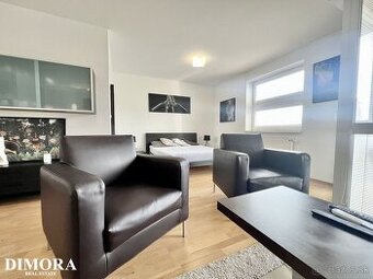 Praktický 1-izbový byt s loggiou a parkovaním pri Draždiaku - 1