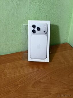 PREDANÉ Dobrý deň Ponúkam na predaj iPhone 17 PRO 256GB Nový