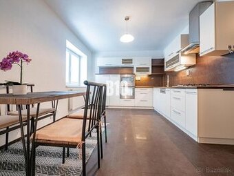 REZERVOVANÉ_2 izb. byt s balkónom - NITRA, Staré Mesto (vlas