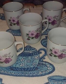 Staré retro hrnčeky