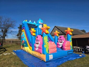 Skakaci Hrad Morsky Svet - 1