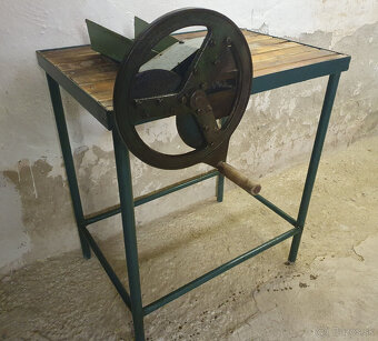 Mlynček na ovocie,sečkáreň,čerpadlo