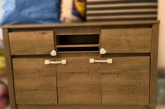 Komoda drevodekor v dobrom stave