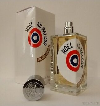 Parfém. Parfum. Vianoce na balkóne