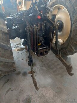 Ramená Zetor forterra zavesovina