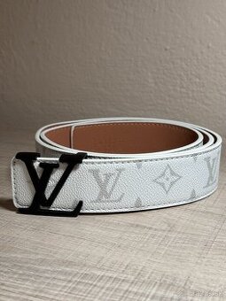 Louis Vuitton opasokk