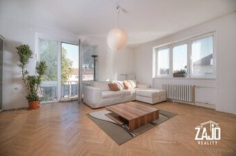 NA PREDAJ I 2-IZBOVÝ TEHLOVÝ BYT S BALKÓNOM, DLHÉ HONY