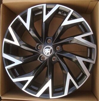 Alu R 19 ŠKODA model HELIX originál 100 % stav.