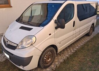 Predám Opel Vivaro 2.0 dci 84kw r.v.2011 LONG 2900 9 miestne
