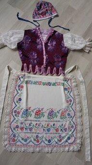 Kroj  Myslava / čepiec, lajblik, oplecko, zástera