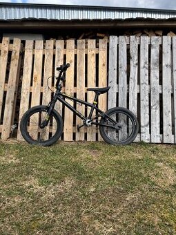 S’COOL XtriX mini čierno-zlatý 16″, detský