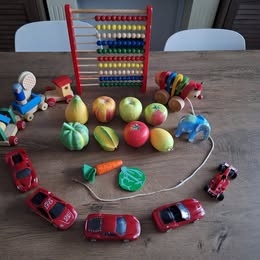 Drevené hračky, autíčka pre deti