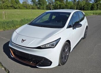 Cupra Born ° 58kWh ° 150kw ° Tepelné čeradlo °