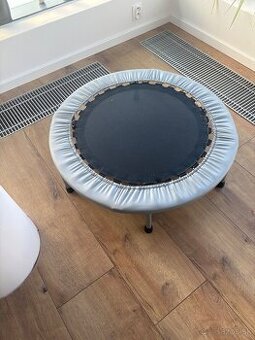 Trampolína