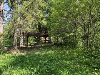 Pozemok pod mobilný dom v krásnom prostredí /608 m2/, Žilina
