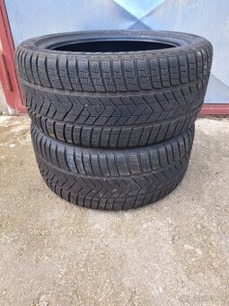 2x zimní pneu Pirelli SottoZero 3 255/40 R18 99V