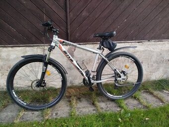 Horský bicykel DHS