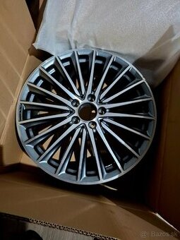 Predám disk -  R19 -  AMG Mercedes 1-kus