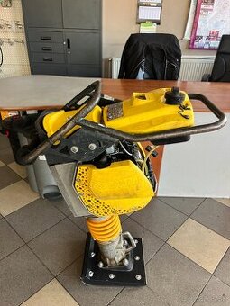 Vibracna zaba, noha, pech Bomag BT 60, Wacker Neuson Atlas