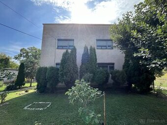 Šaca - 5 izbový rodinný dom s peknou záhradou