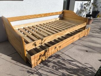 Drevená posteľ s prísteľkou 200x90 cm