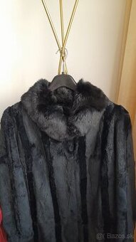 Dámsky kožuch  44