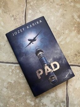 Kniha J. Karika - Pád