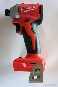 Milwaukee BLIDR rázový uťahovák 1/4" M18