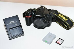 Nikon D5500 + příslušenství ( 10 tisíc exp.)