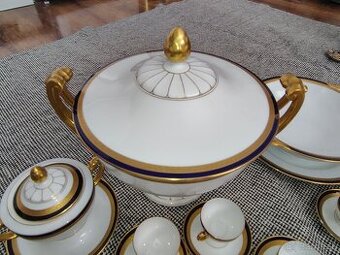 Porcelánový set s druhej svetovej vojny