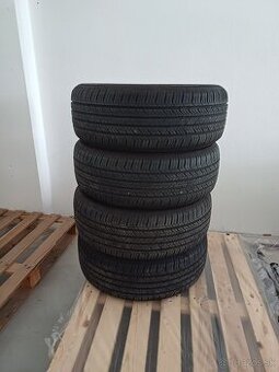 Maxxis BRAVO HPM3 215/55 R17 94V