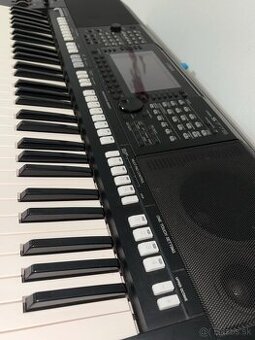 Predám Yamaha S775