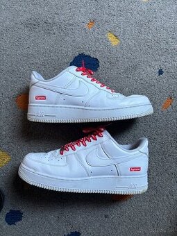 Nike Air Force 1 Low Supreme White