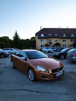 Volvo S60 t6