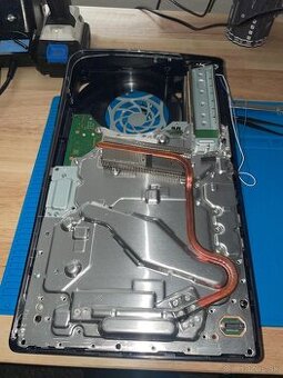 Rozpredam PS5 Slim na nahradne diely