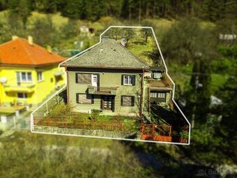 RODINNÝ DOM S POZEMKOM (916 m2) PÔVODNÝ STAV, RYBÁRPOLE