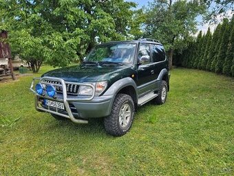 Toyota Land Cruiser 90