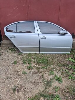Predám bočné dvere pre Škoda Octavia II 2 STRIEBORNÁ